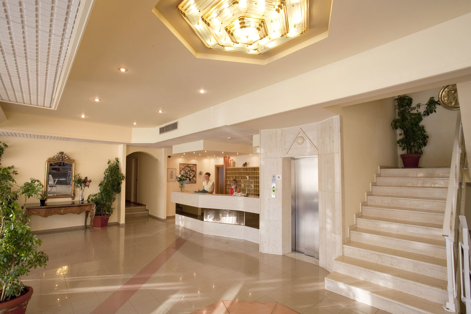 Golden Odyssey Hotel foto 13