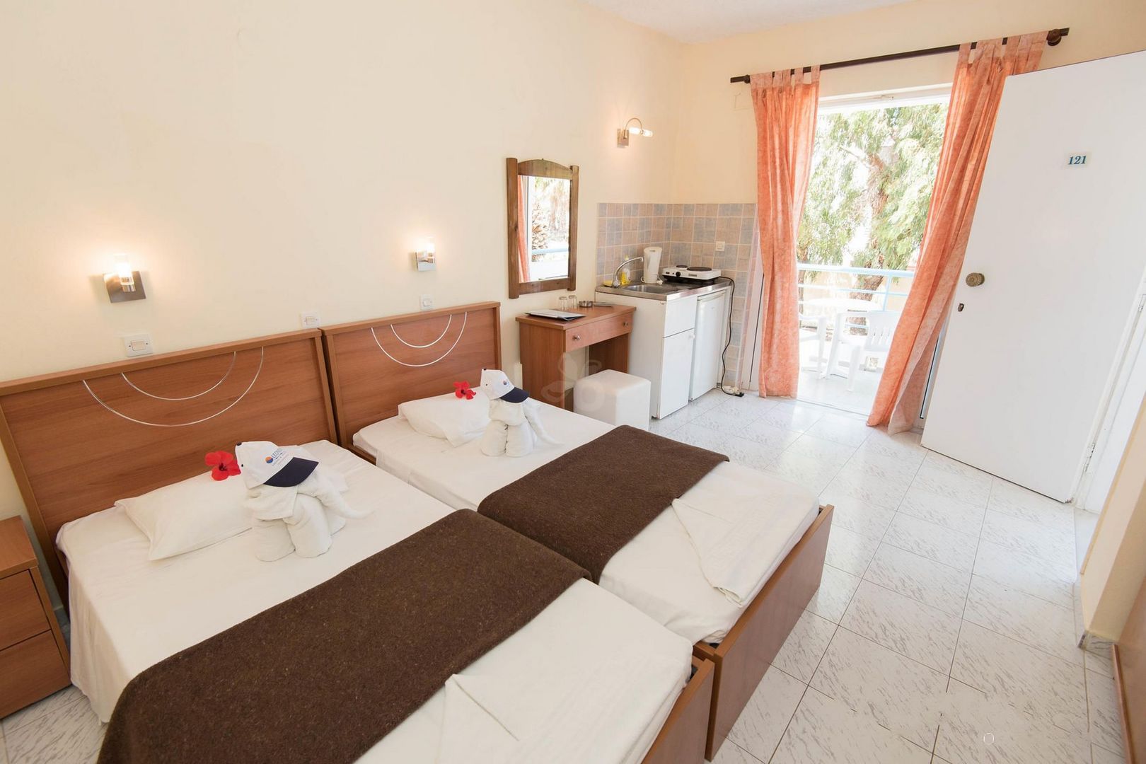 Leonidas Hotel & Studios foto 6