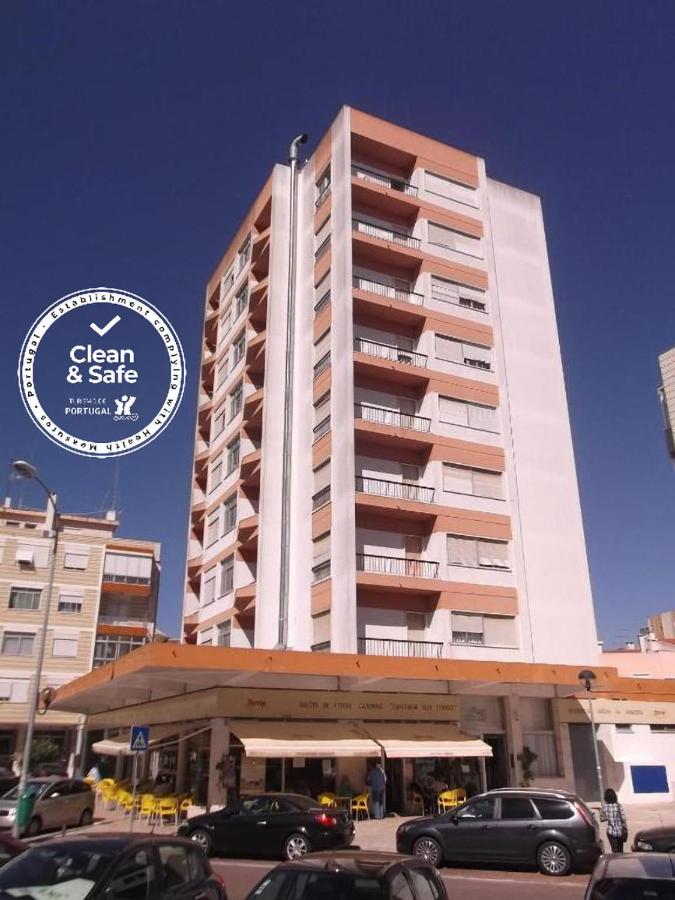 Residencial Jardim Da Amadora foto 1