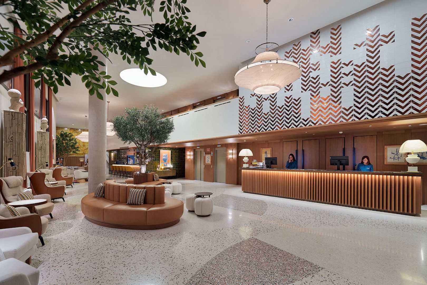 H10 Croma Malaga image 3