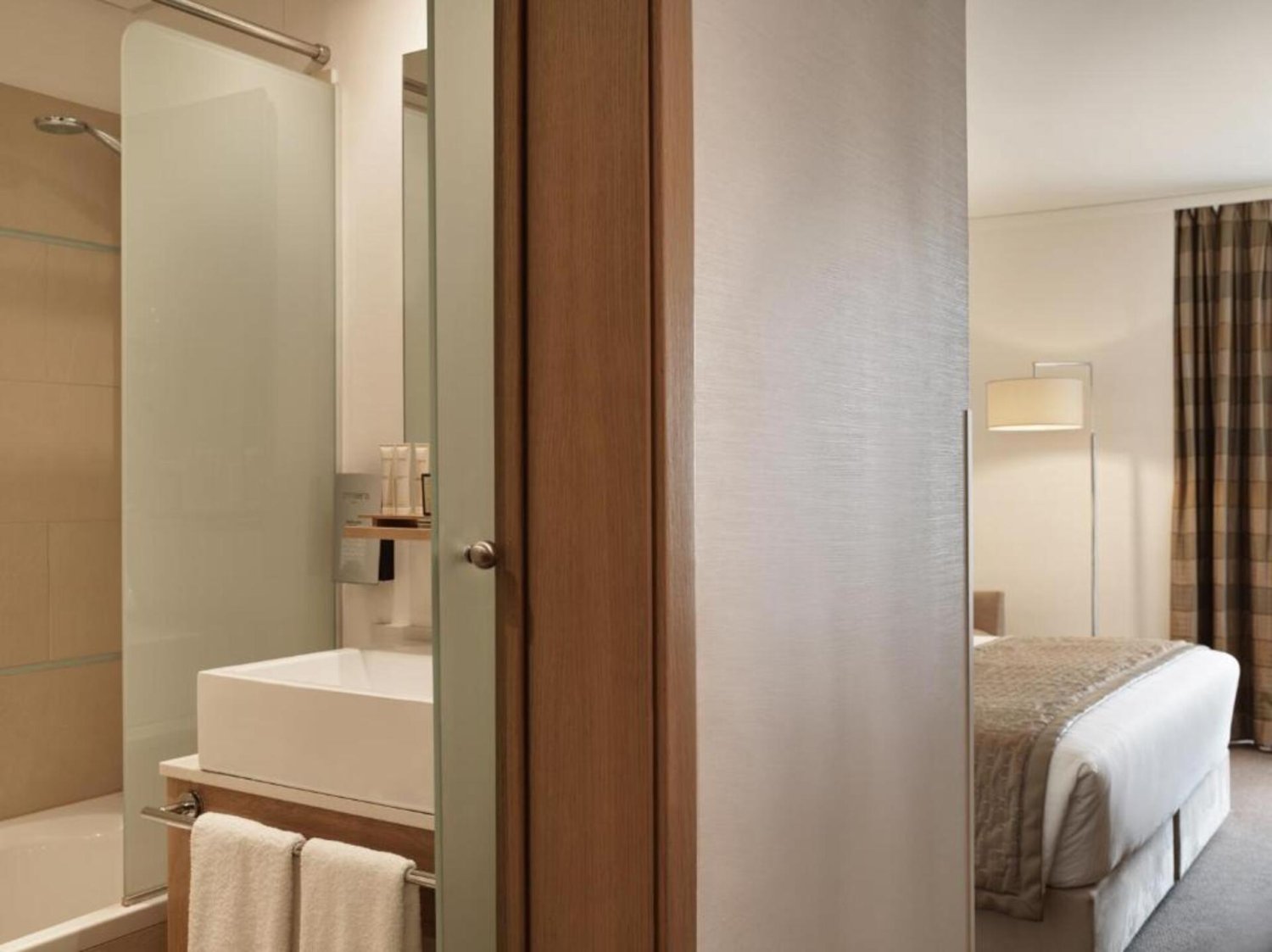 Galaxy Hotel image 3