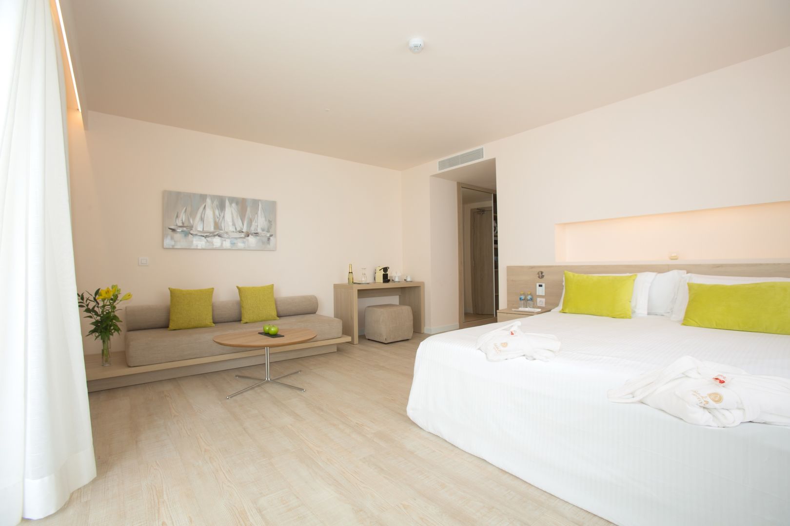 Hotel Sabina & Suites image 1