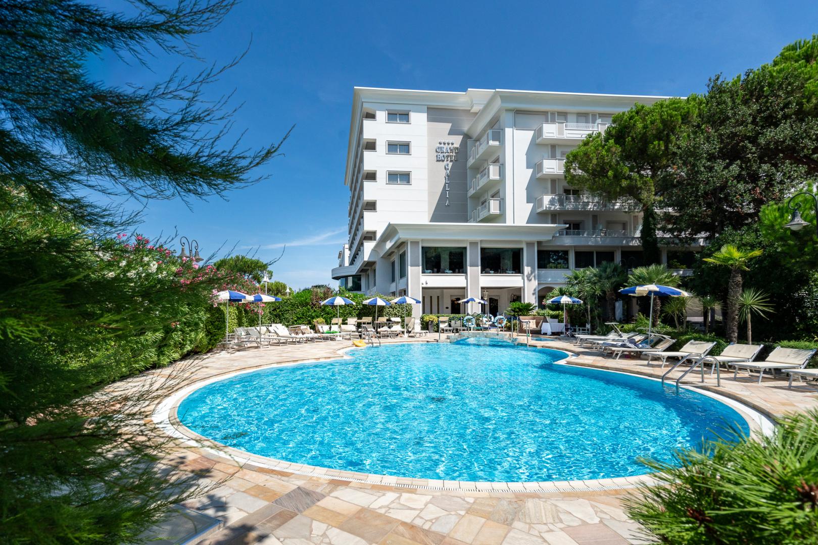 Grand Hotel Gallia image 0