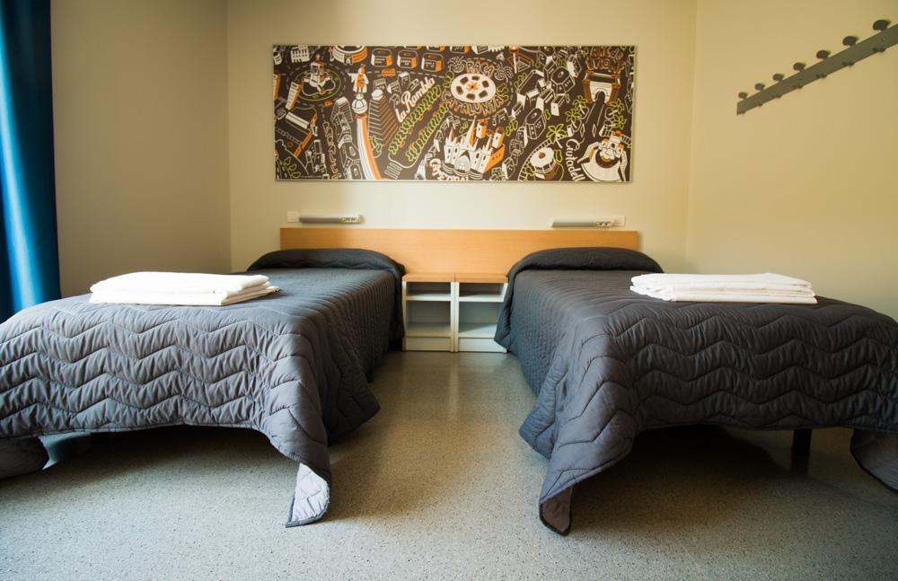 Pere Tarrés Youth Hostel image 1