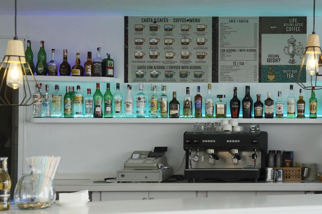 Aparthotel Flora Park image 2