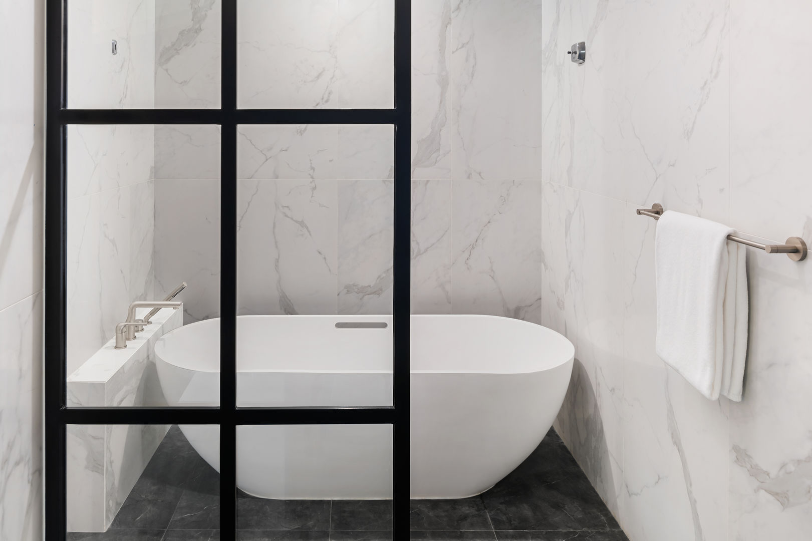 Paramount Hotel Midtown image 2