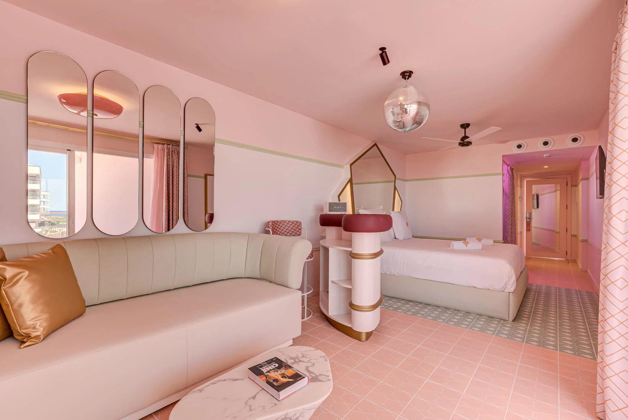 Grand Paradiso Ibiza image 1