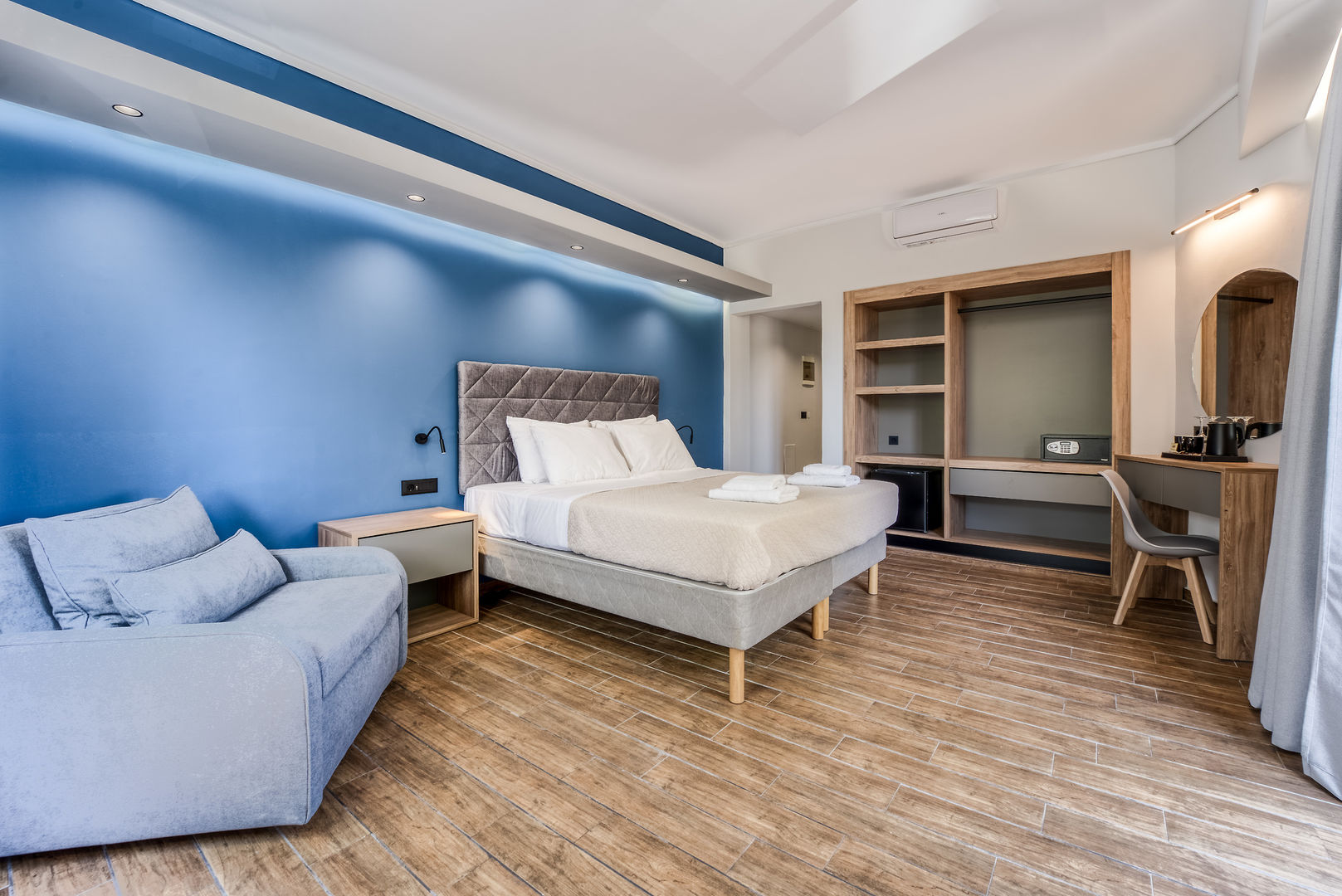 Island City Boutique Hotel image 1