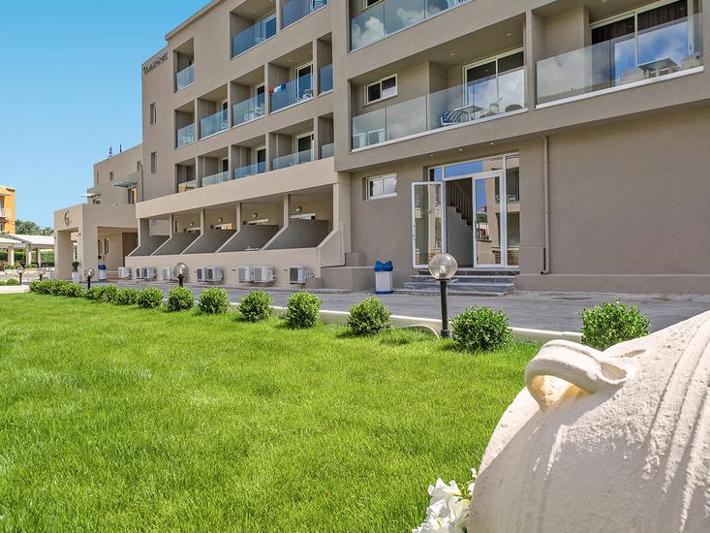 Cnic Gemini Hotel in Messonghi - foto 2