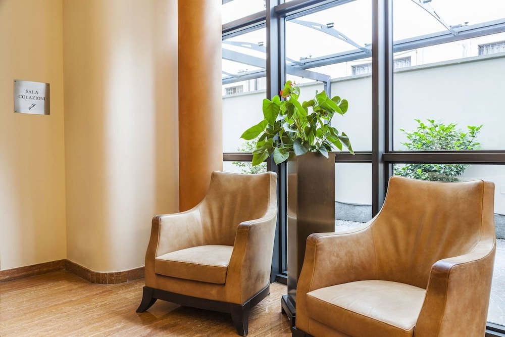 Des Etrangers image 1