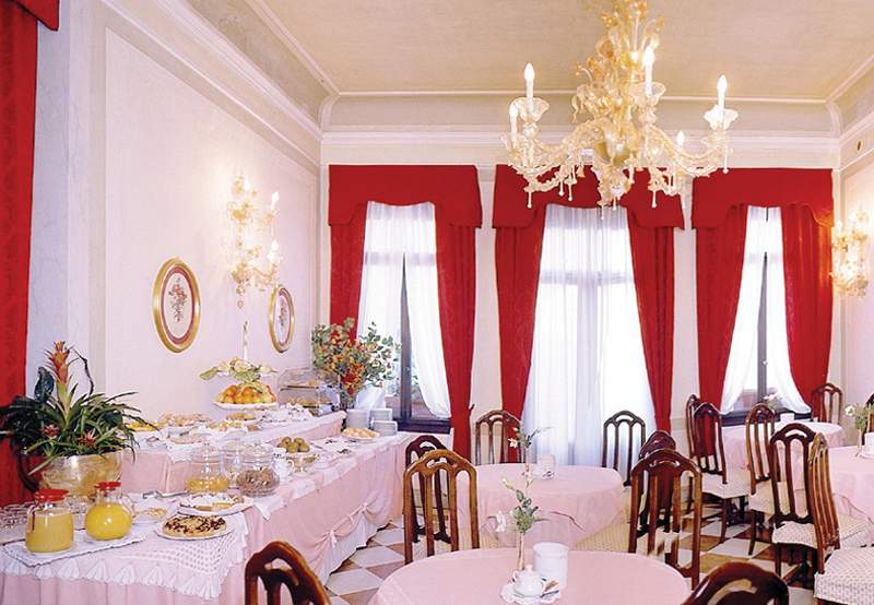 Villa Stucky image 2