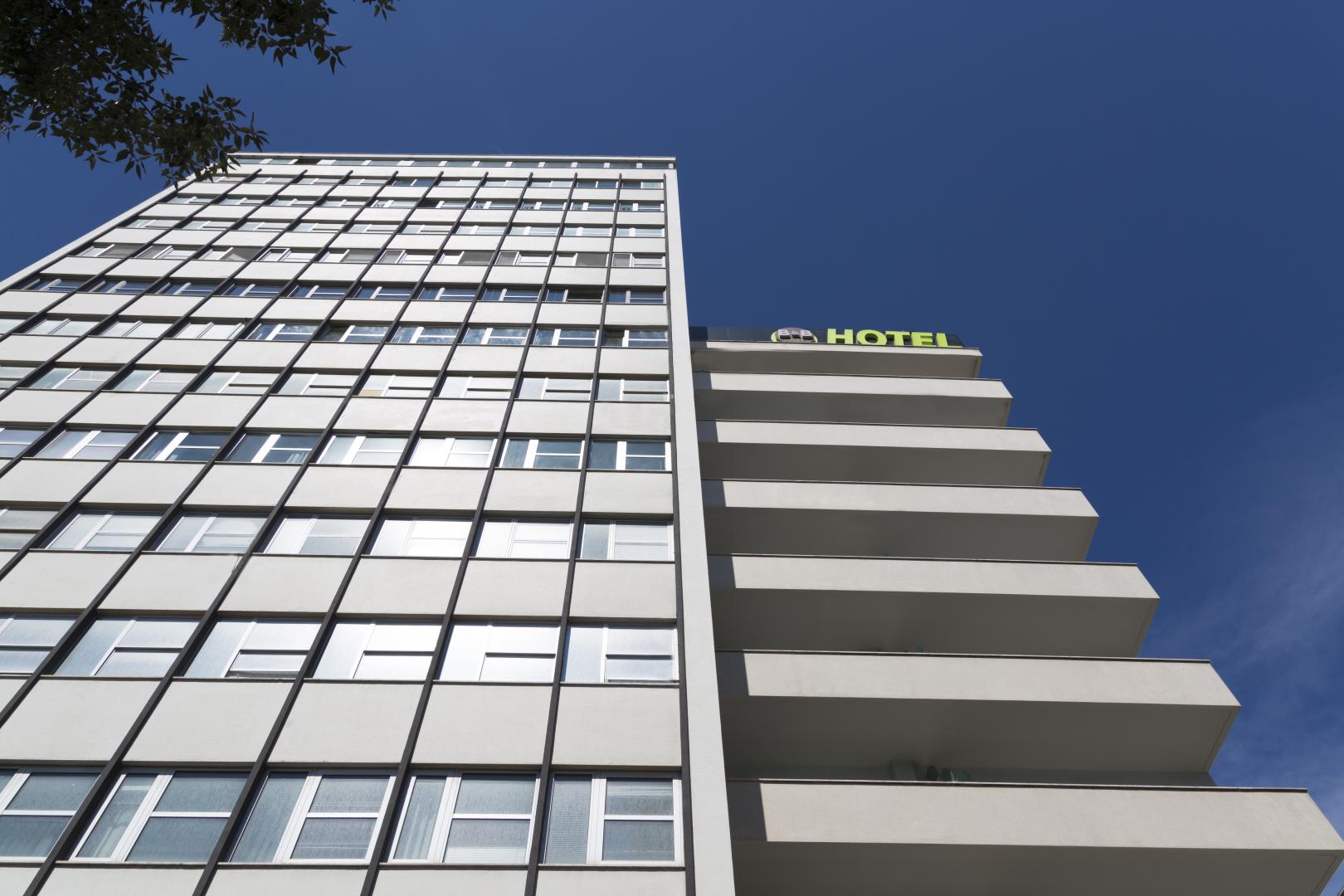 B&B HOTEL Pescara image 0