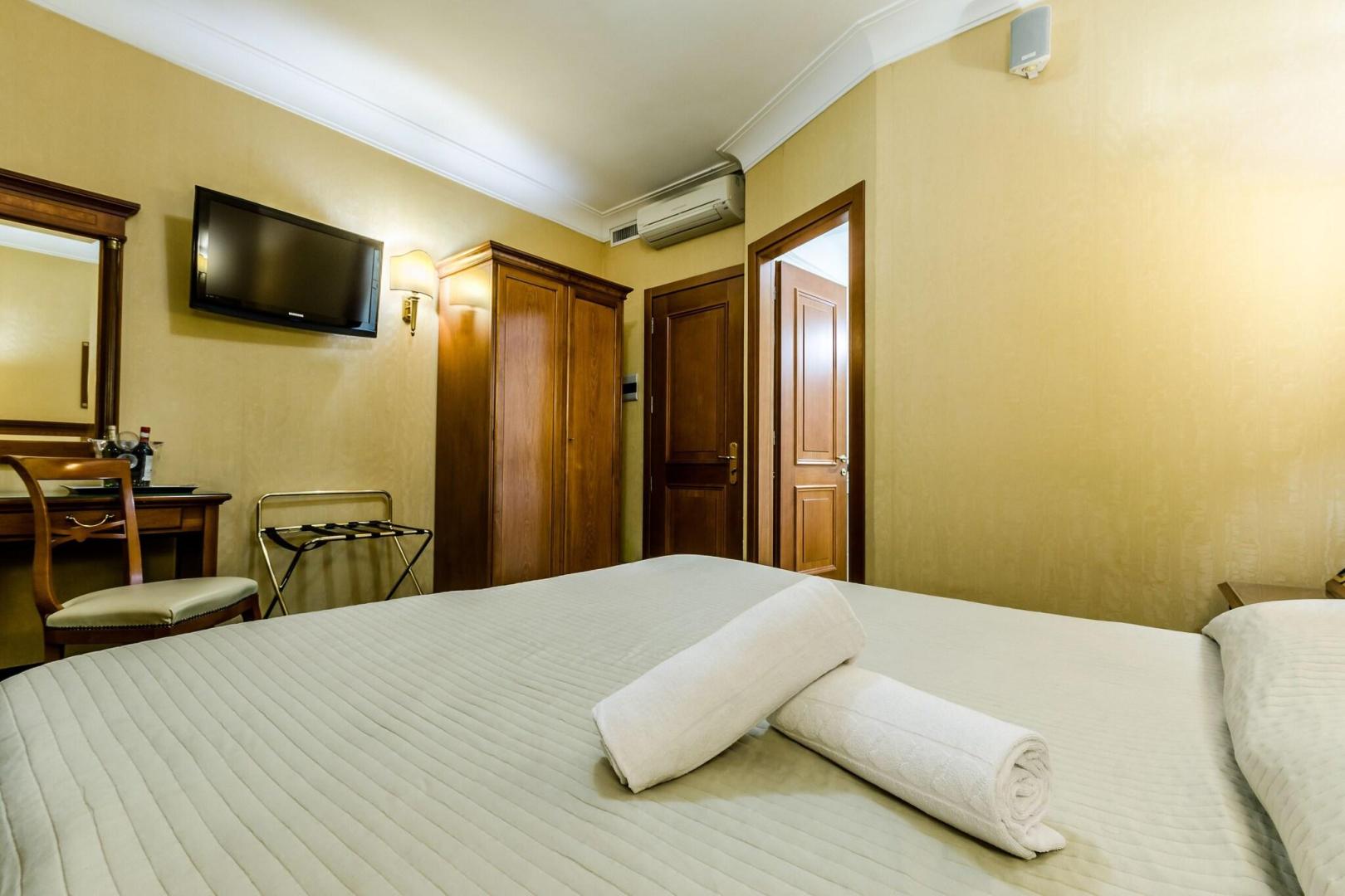 Luxury Rooms H 2000 Roma foto 23