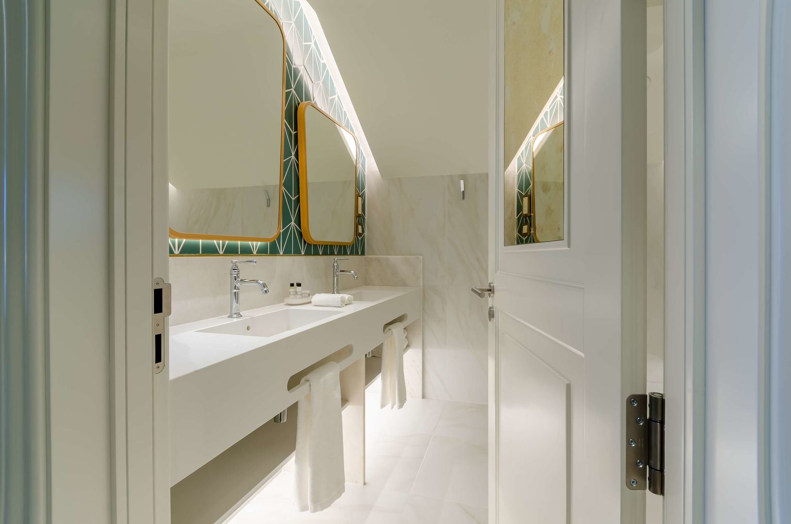 The Emerald House Lisbon, Curio Collection by Hilton foto 19