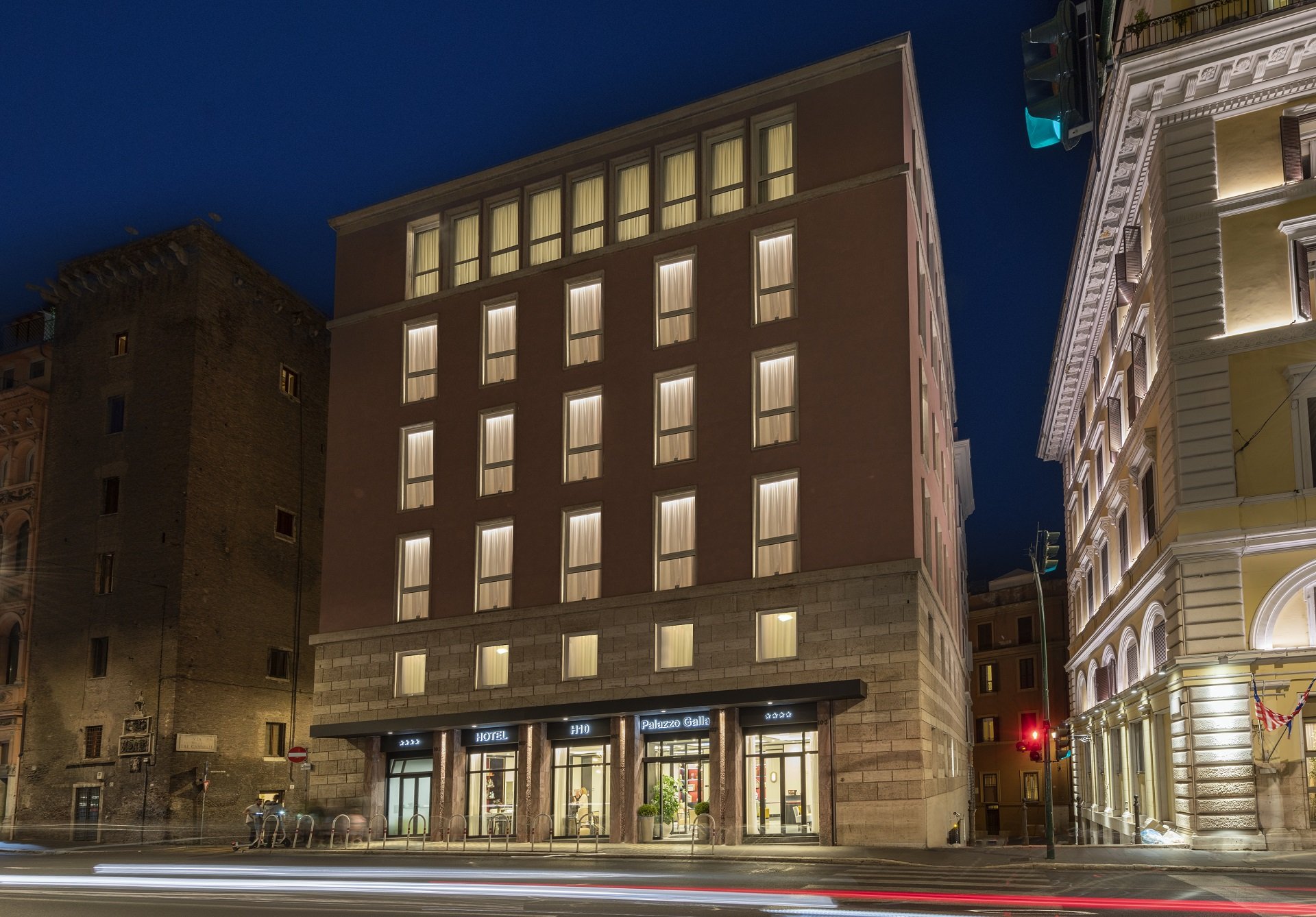 H10 Palazzo Galla, Rome image 2