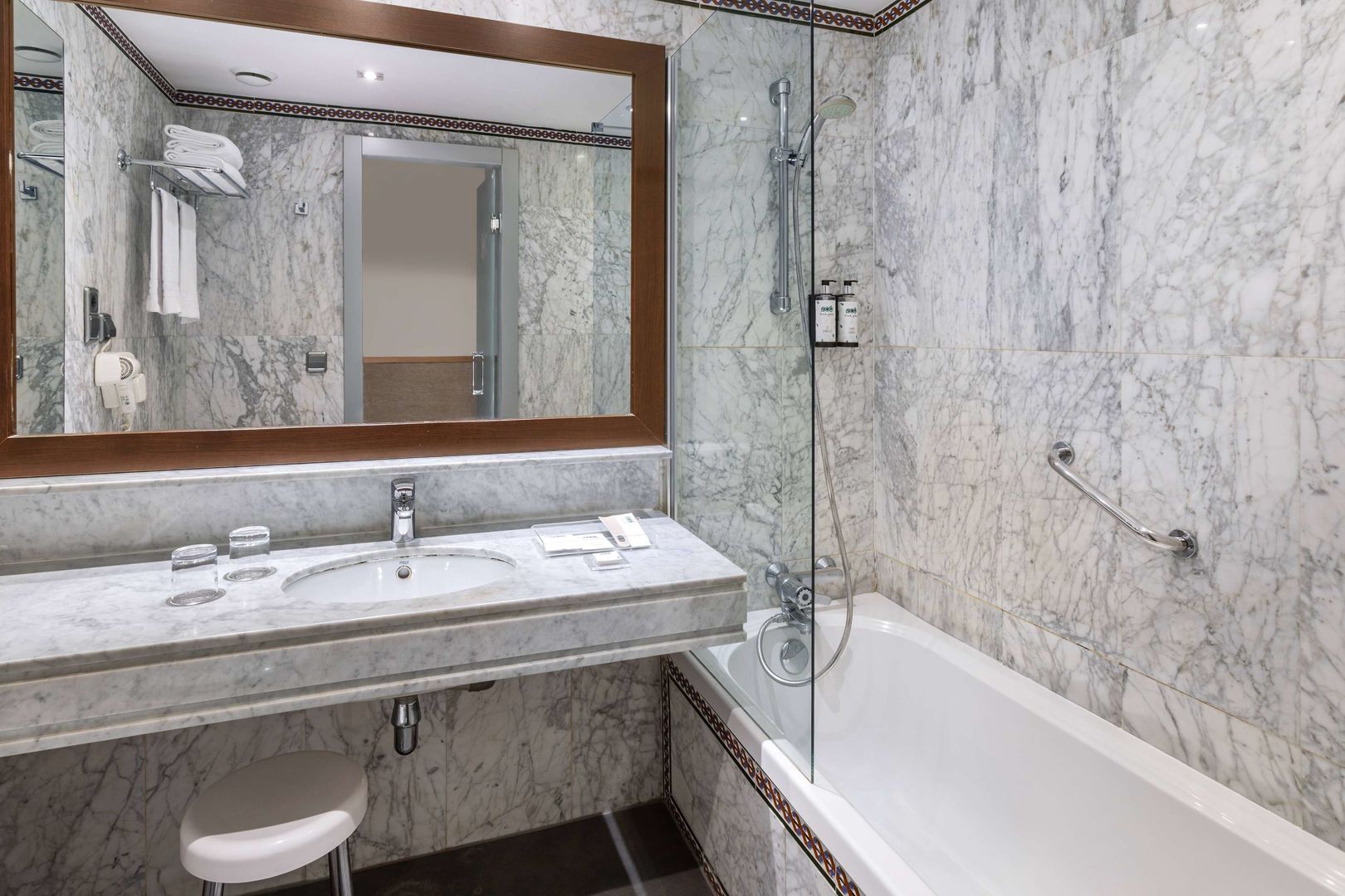 Catalonia Giralda image 2