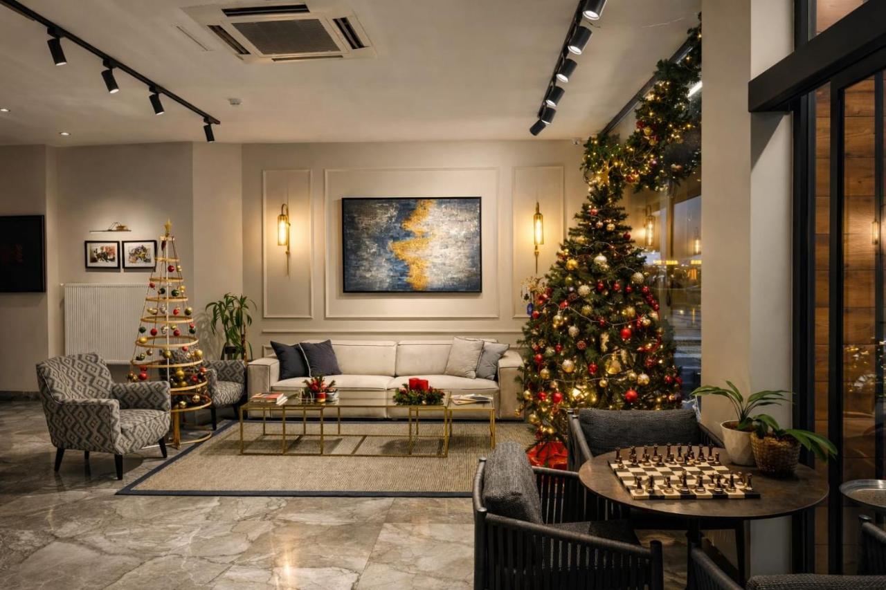 Moja City Hotel.