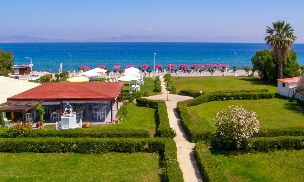 Bayside Hotel Katsaras foto 14
