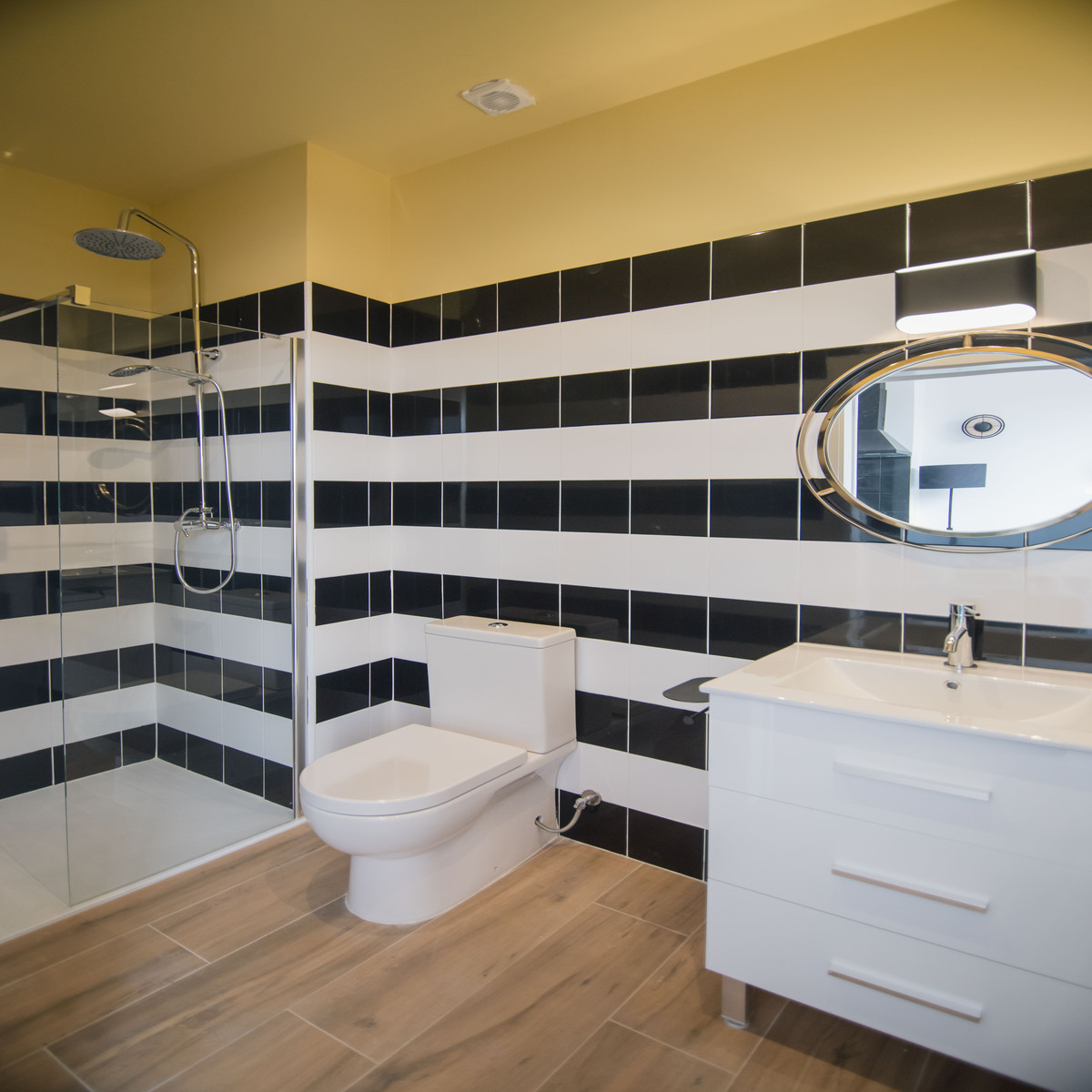 Líbere Valencia Abastos Apartments image 2