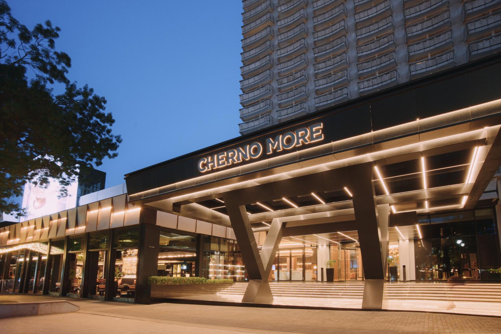 Cherno More