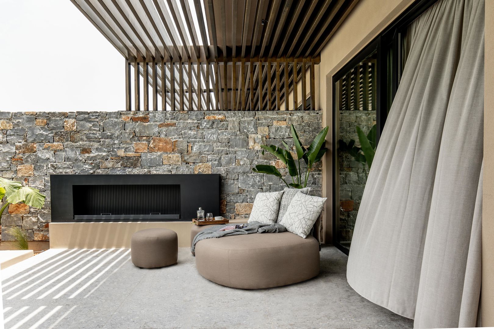 Pnoe Breathing Life image 3