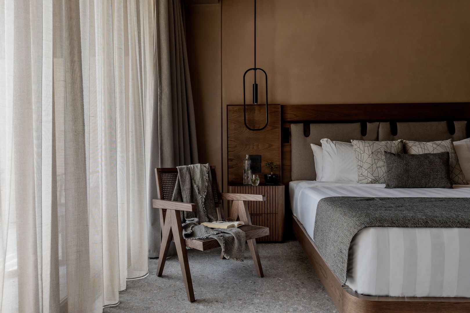 Pnoe Breathing Life image 1