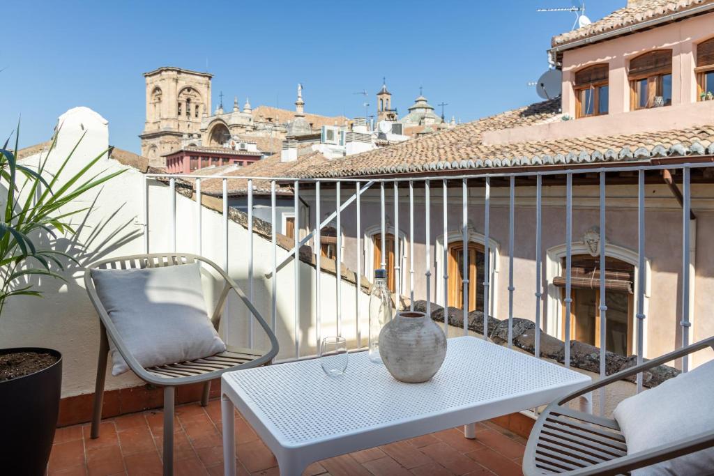 Apartamentos Líbere Granada Catedral image 0