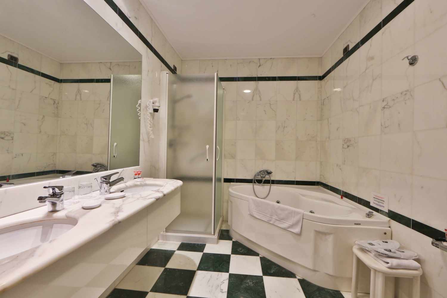 Best Western Grand Hotel Guinigi foto 18
