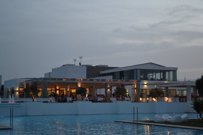 Diamond Deluxe Hotel image 2