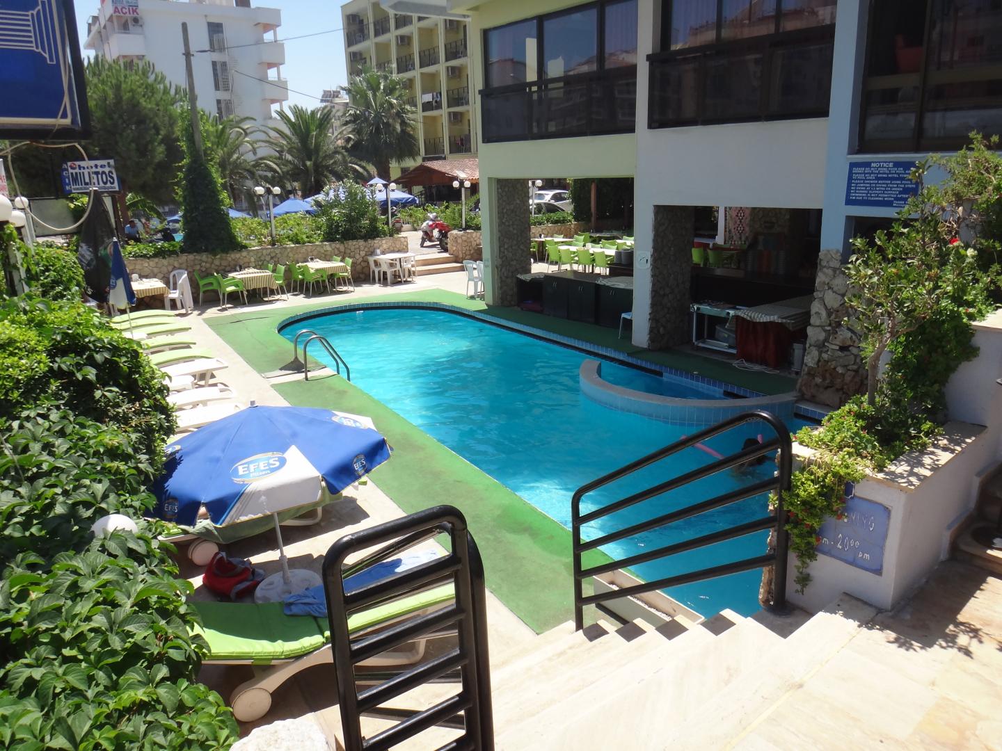 Temple Hotel image 3