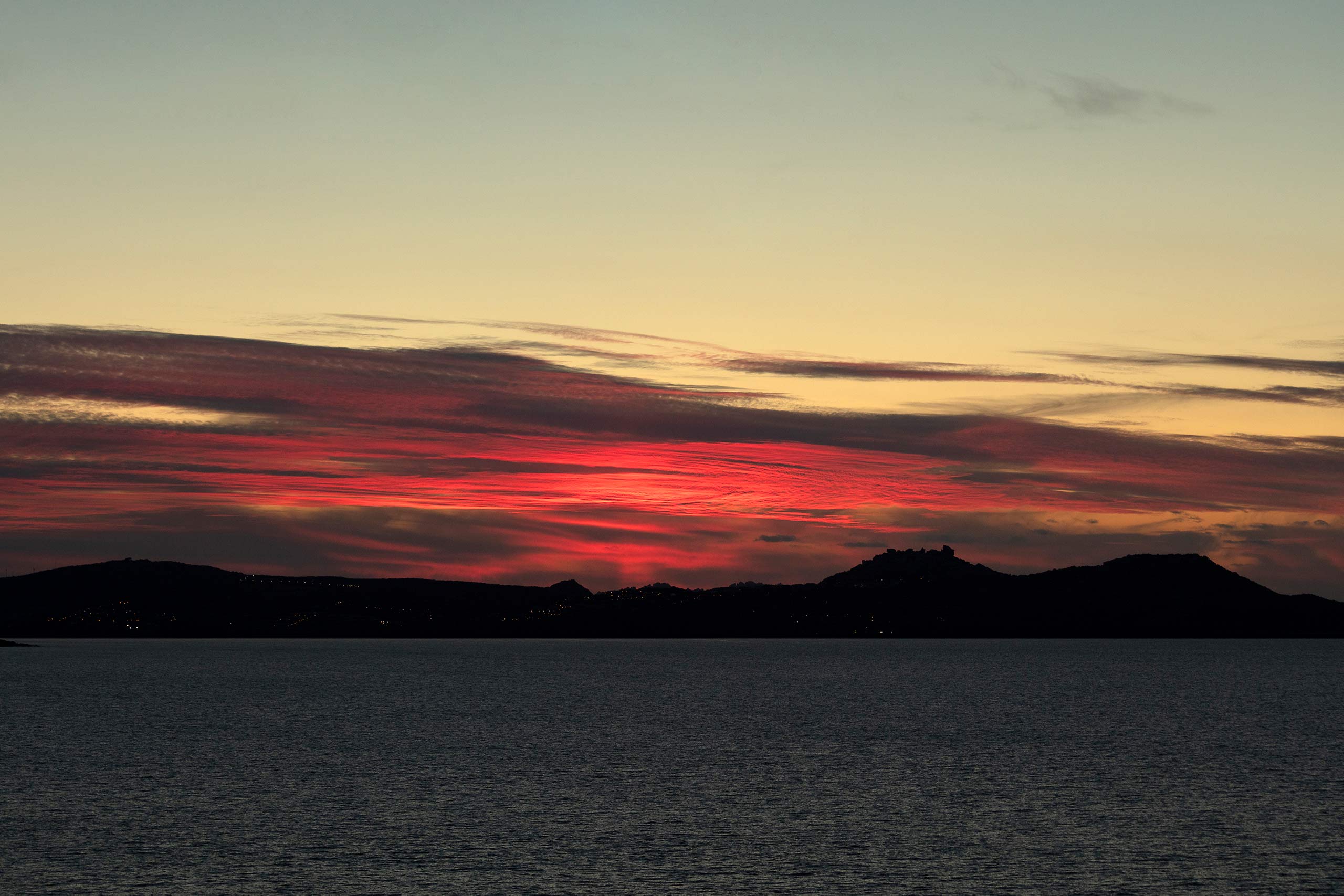 Zonsondergang vanaf het terras — Grand Hotel in Porto Cervo