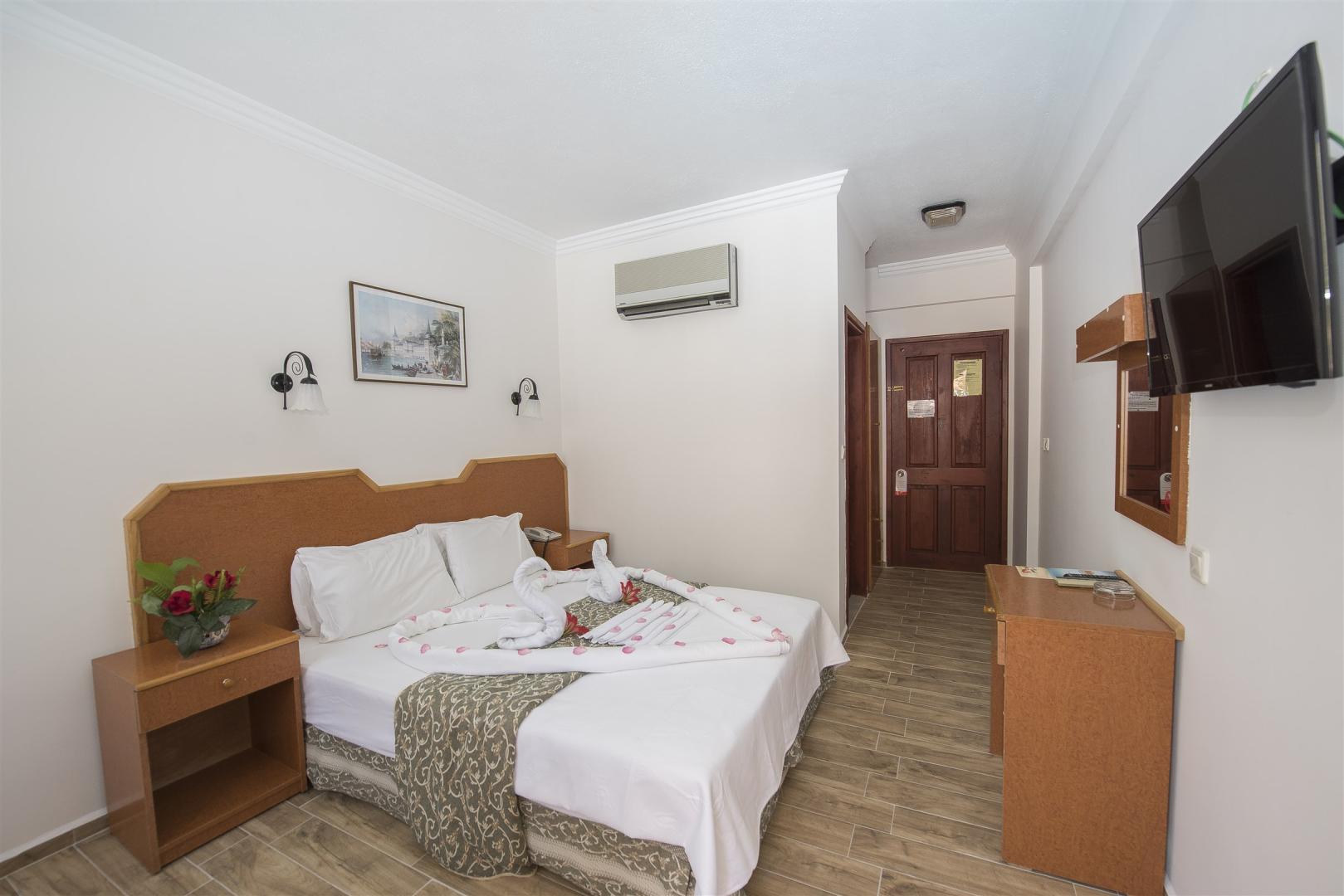 Belcehan Beach Hotel image 1
