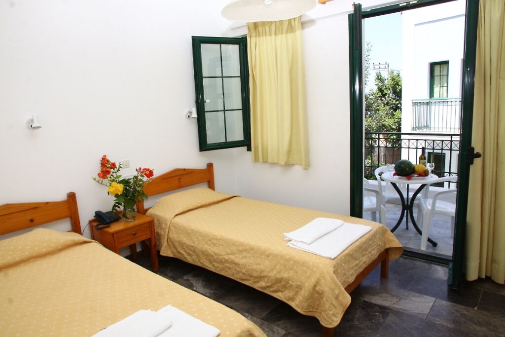 Camari Garden Hotel Apartments image 2