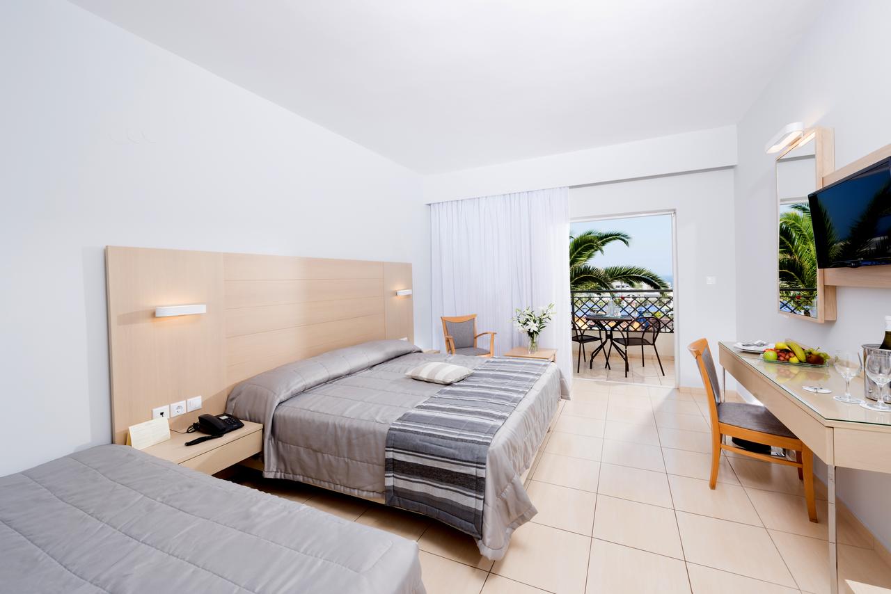 Grand Hotel Holiday Resort foto 2
