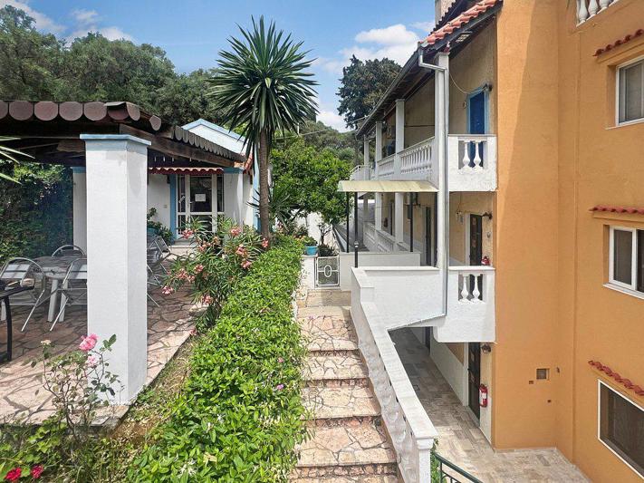 Andromaches Holiday Apartments in Benitses - foto 3
