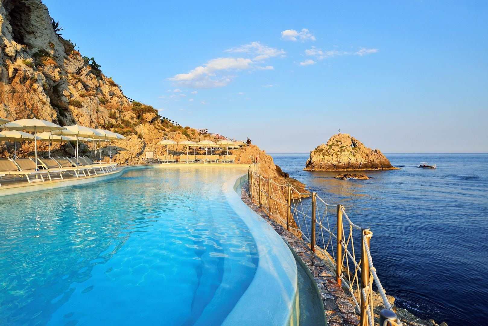 Unahotels Capotaormina image 0