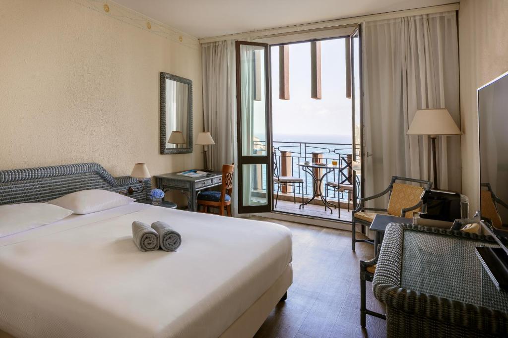 Unahotels Capotaormina image 1