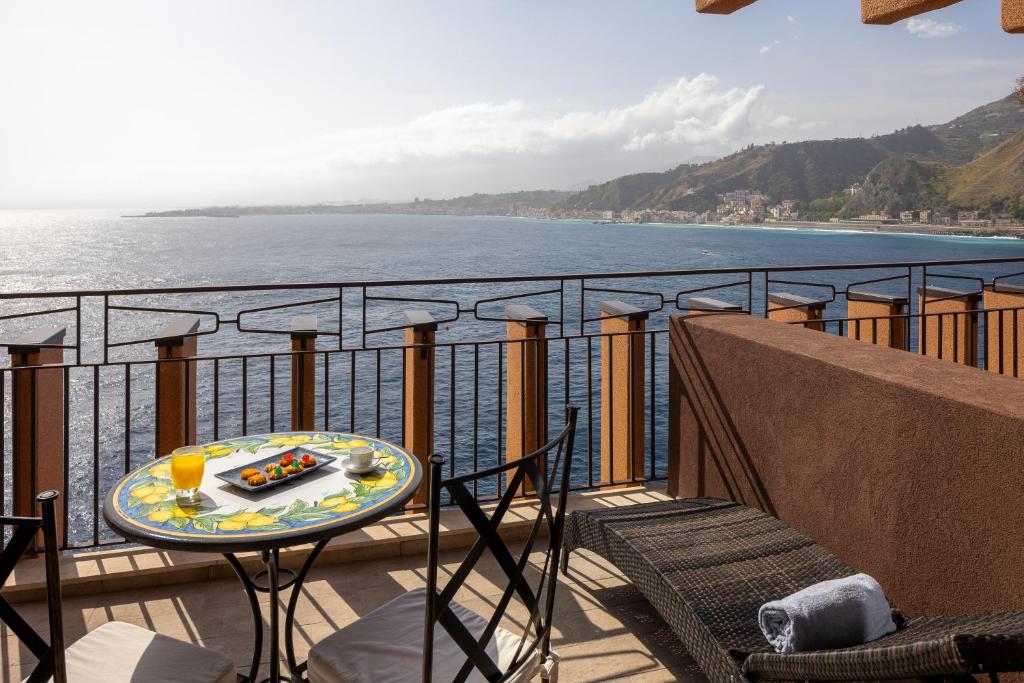 Unahotels Capotaormina foto 6