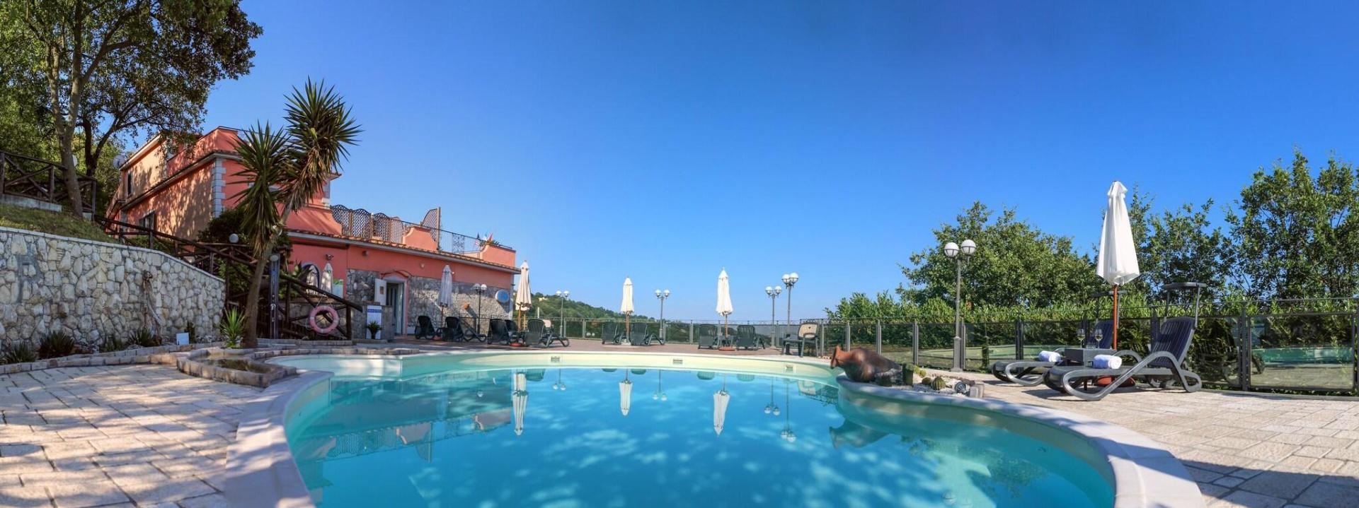 Prestige foto 14