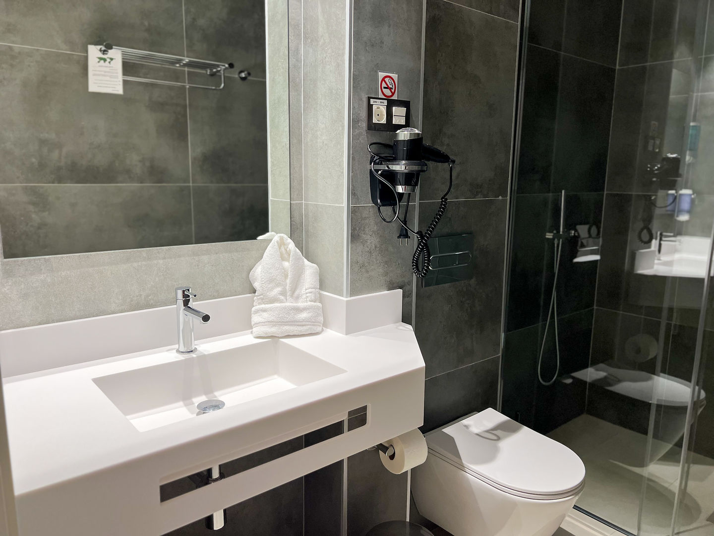 Hotel MG Poniente image 2