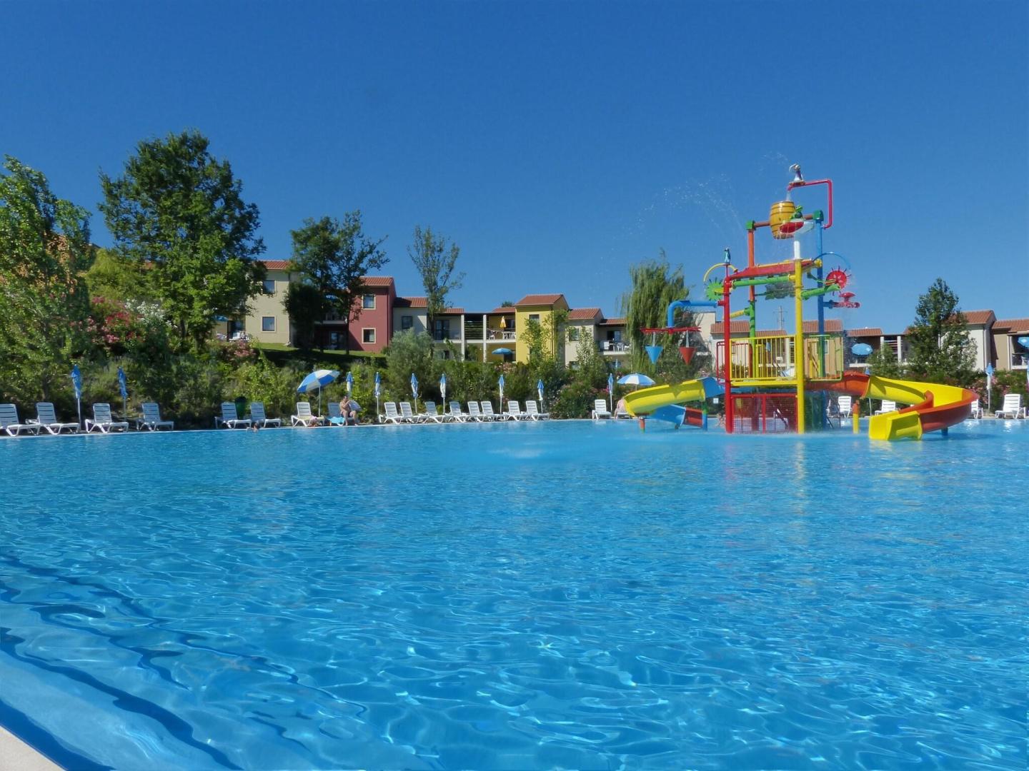 Belvedere Village foto 14