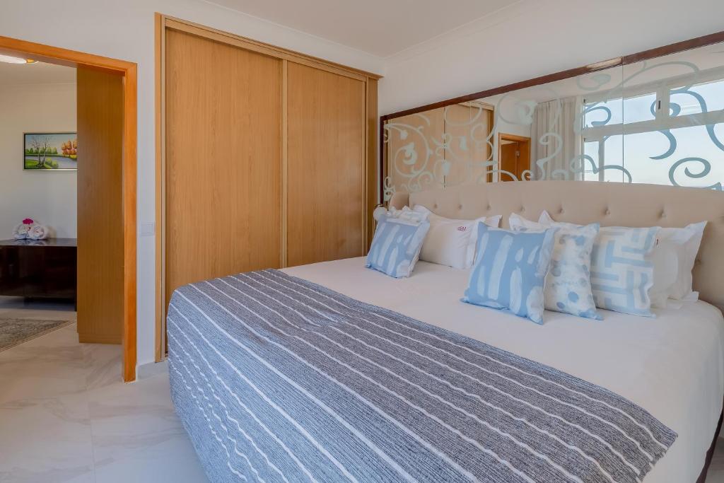 Monicca Collection Suites & Residences foto 14