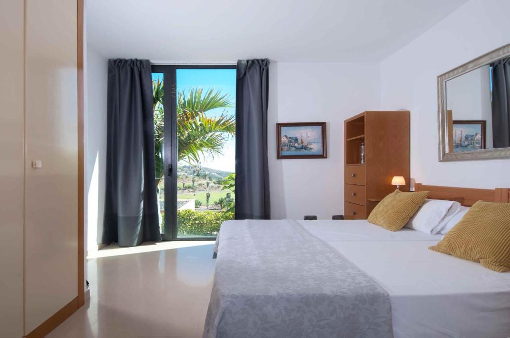 Villas Salobre image 2