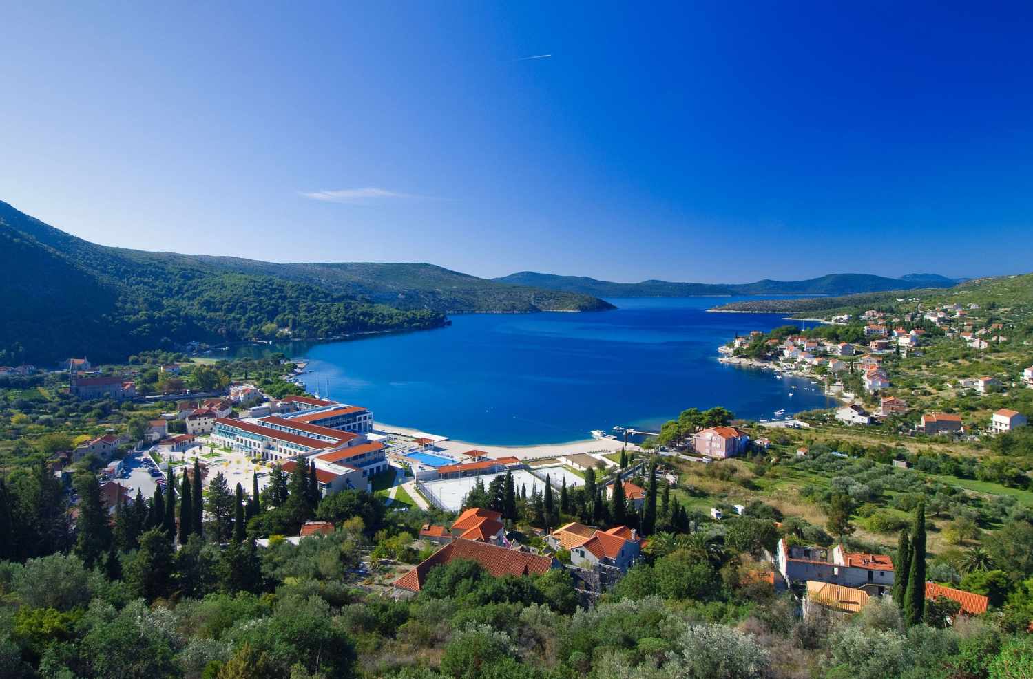 Admiral Grand image 3