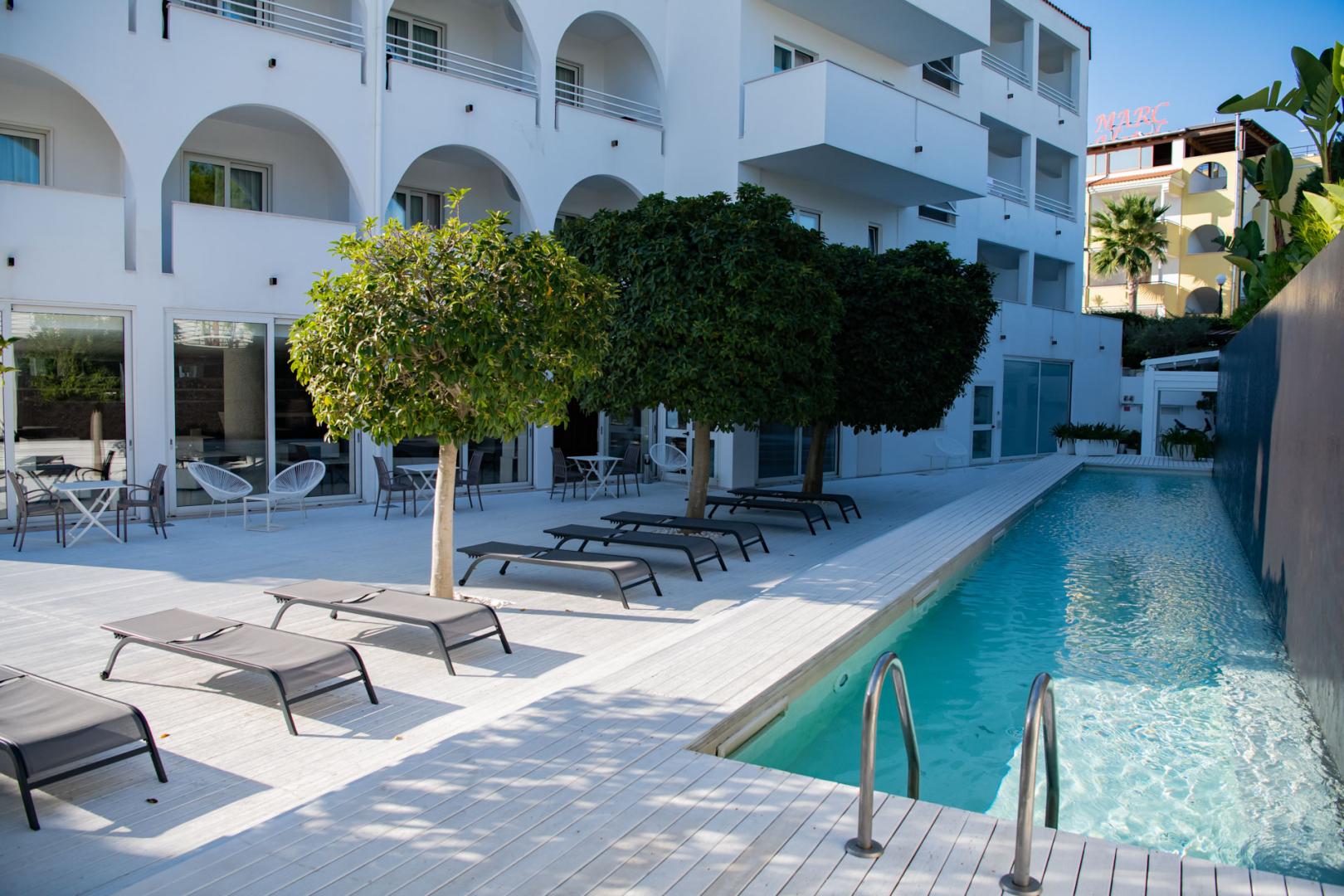 White Hotel foto 18