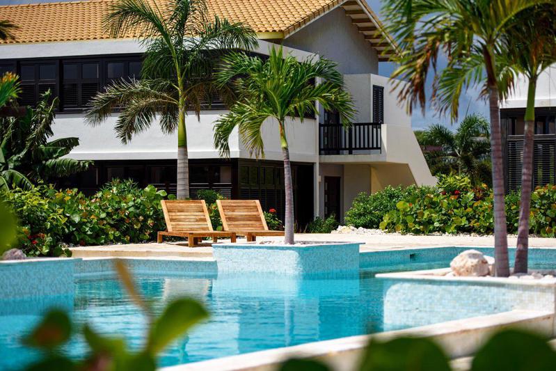 The Reef - Blue Bay Golf & Beach Resort.