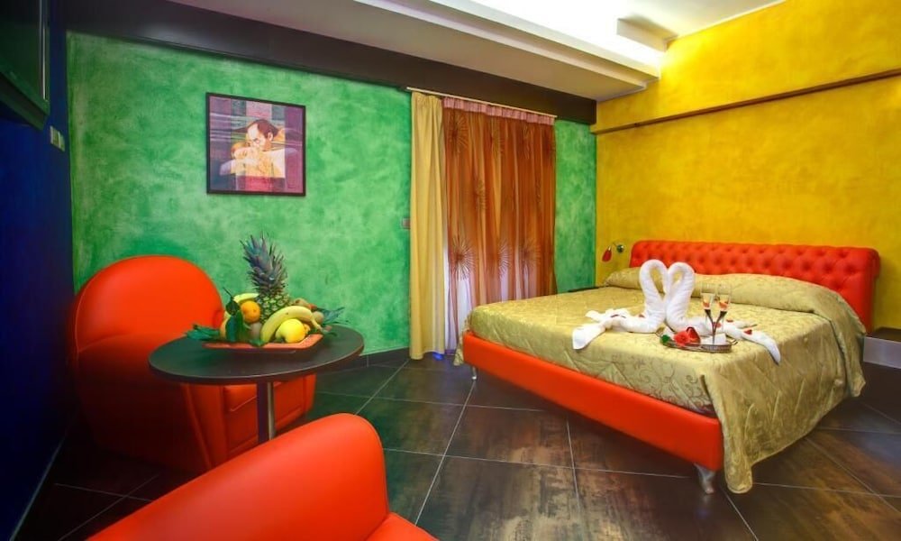 Abalon Pompei Resort image 3