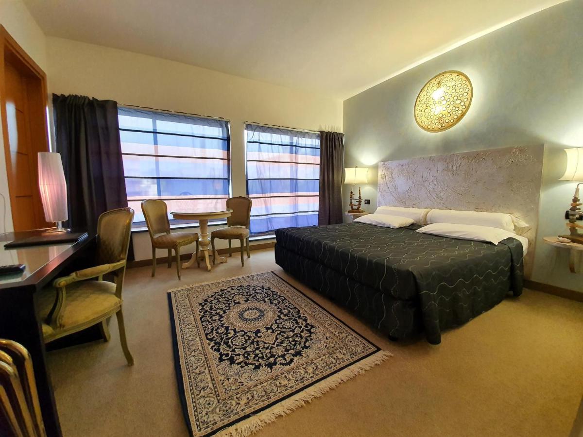 Hotel Feel Inn foto 2