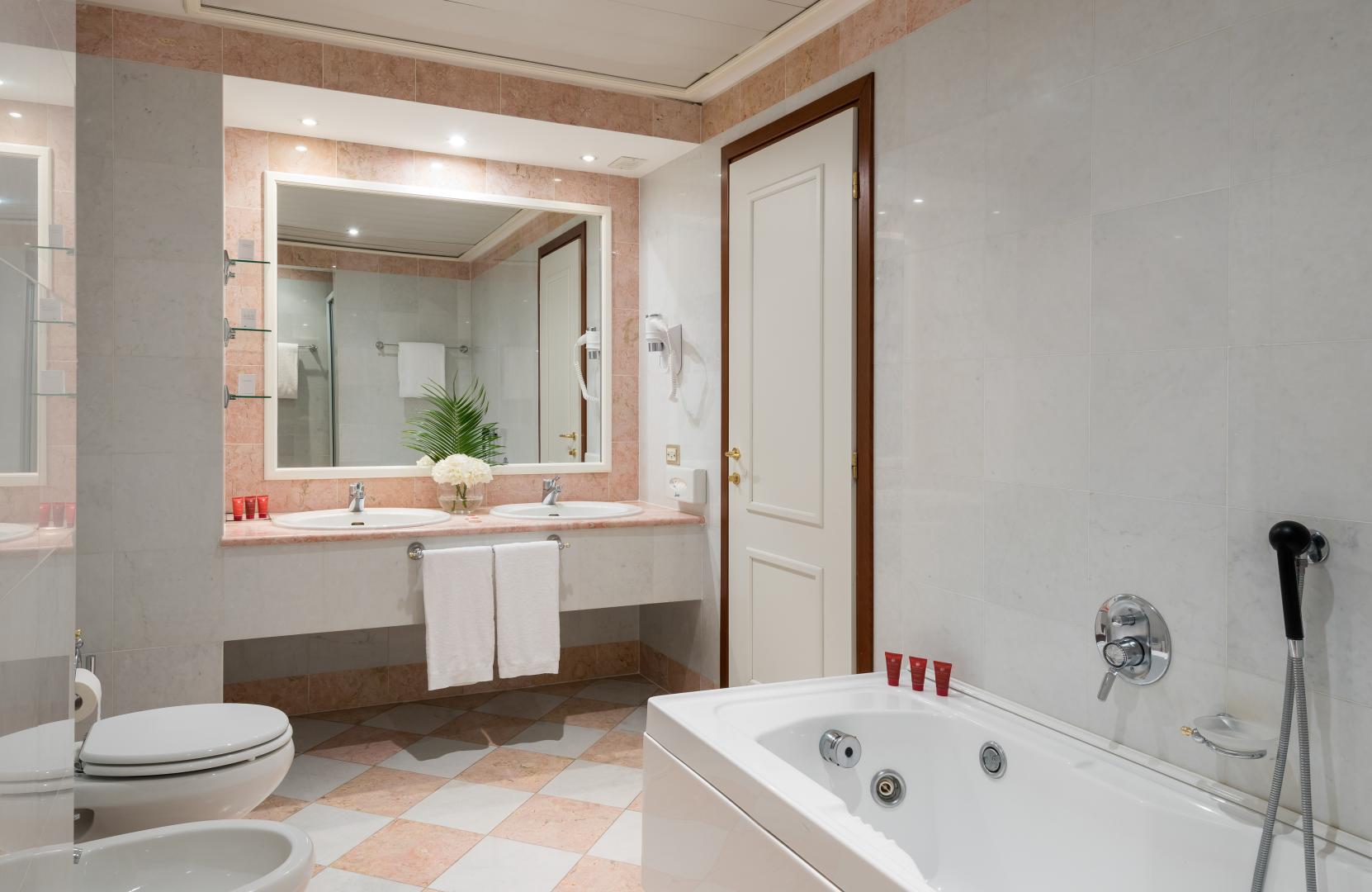 Leonardo Hotel Milan City Center foto 18