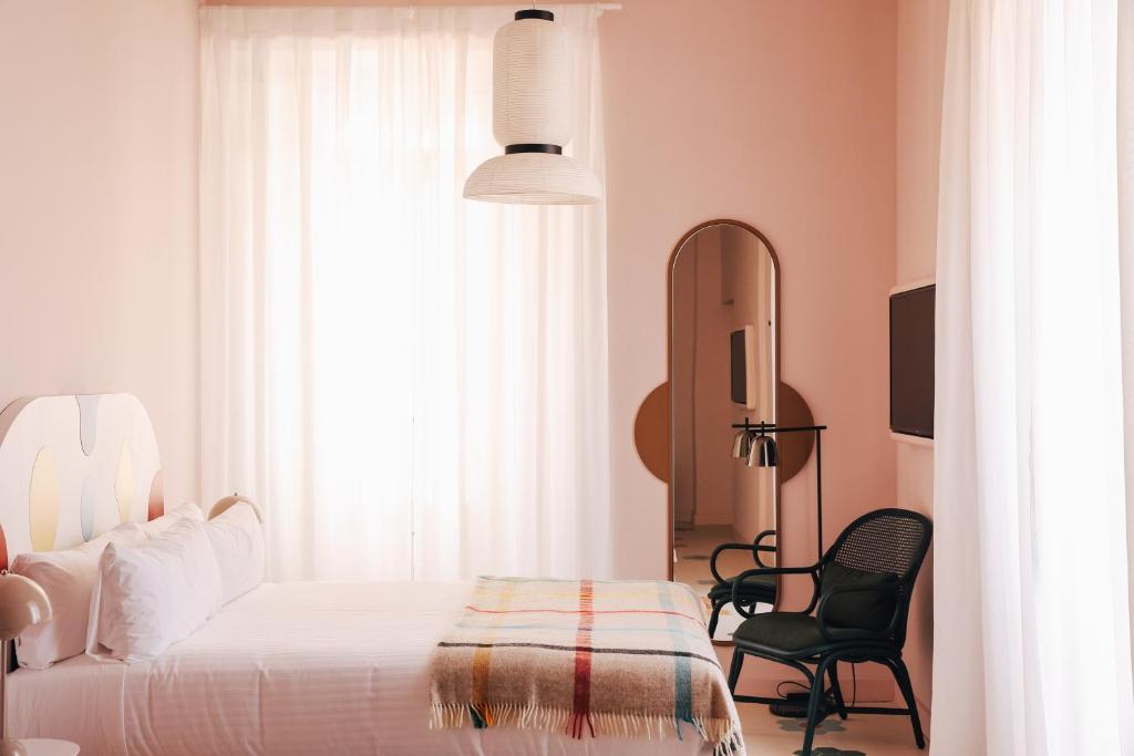 Casa Clarita image 1